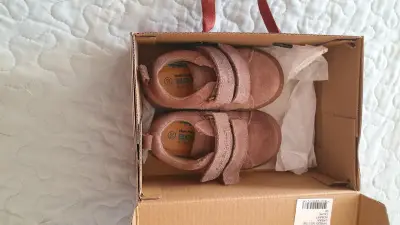 Zapatos de bebé Hush Puppies marrones - miniatura 4