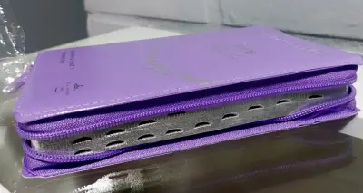 Biblia Letra Grande Morada con Cierre - miniatura 1