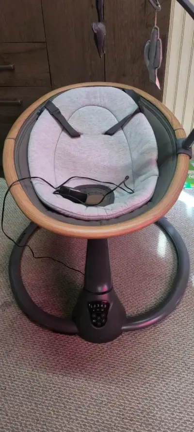 Silla mecedora para bebé con soporte ajustable - miniatura 2