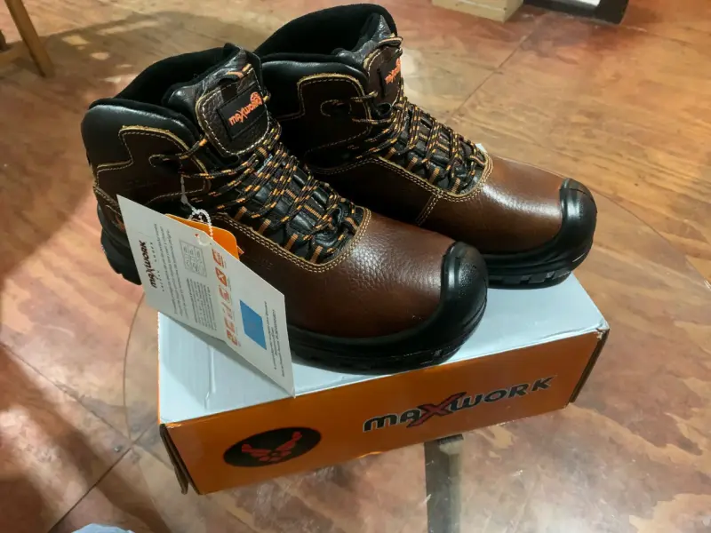 Botas de Seguridad Maxwork Marrón - 1
