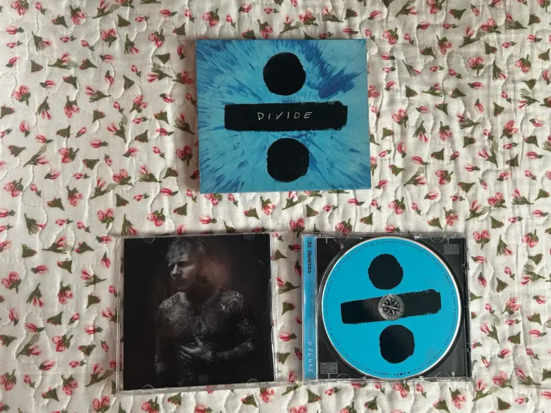 CD Ed Sheeran Divide Deluxe Edition