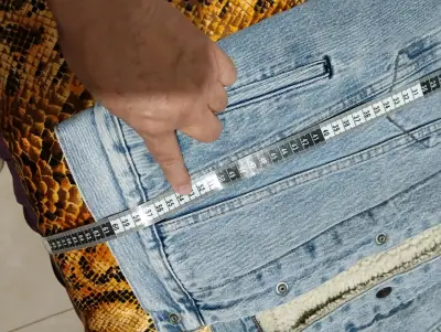 Chaqueta de mezclilla Levi's con forro de borrego - miniatura 5