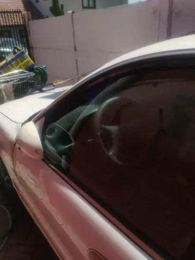 Auto Hyundai usado en buen estado - miniatura 2