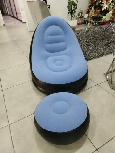 Sillón inflable con reposapiés - miniatura 2