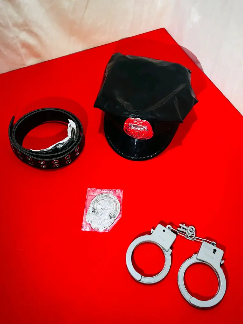 Disfraz de policía para mujer con accesorios - 4