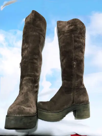 Botas de gamuza marrón con plataforma - miniatura 2