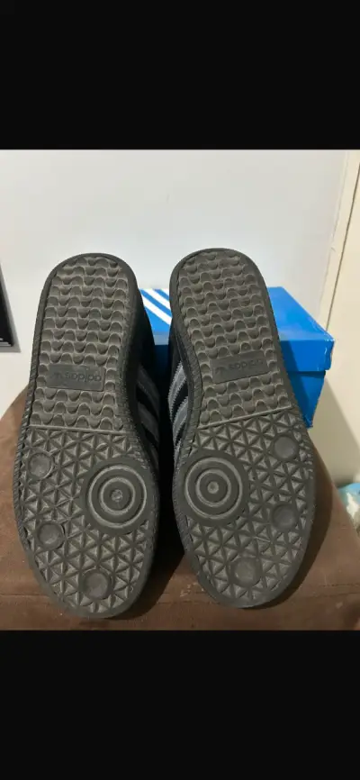 Zapatillas Adidas Samba negras en buen estado - miniatura 4