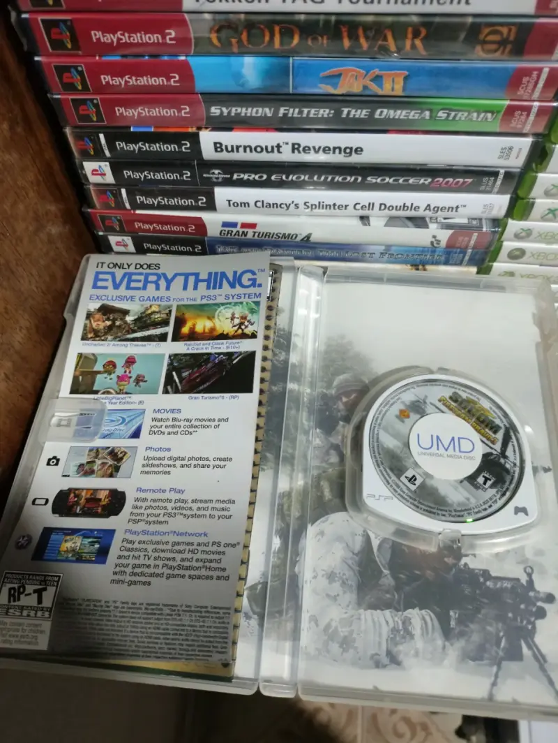 Juego PSP SOCOM U.S. Navy SEALs Fireteam Bravo 3 - 4