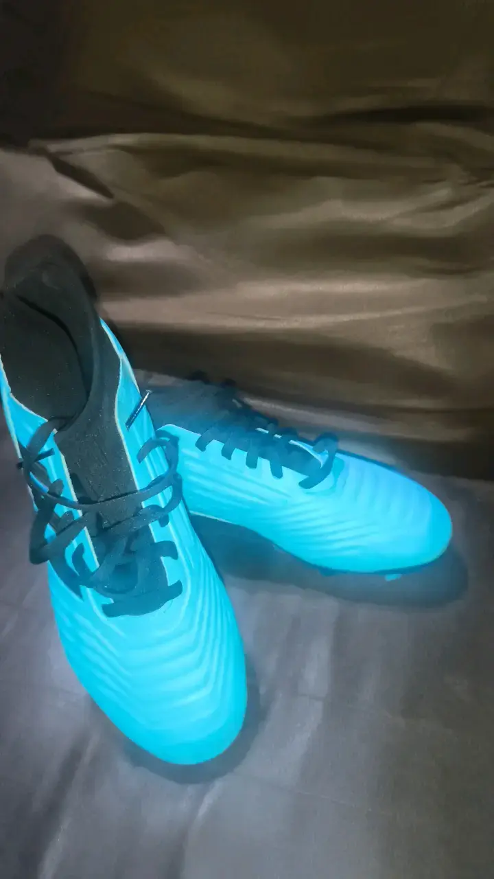 Zapatillas de fútbol turquesas para hombre - 2