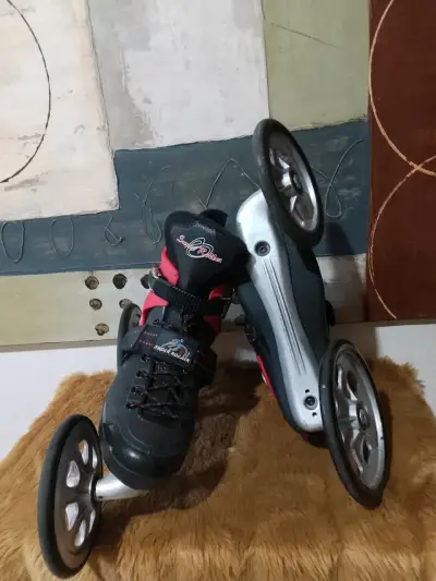 Patines de velocidad Super Roller negros y rojos - miniatura 4