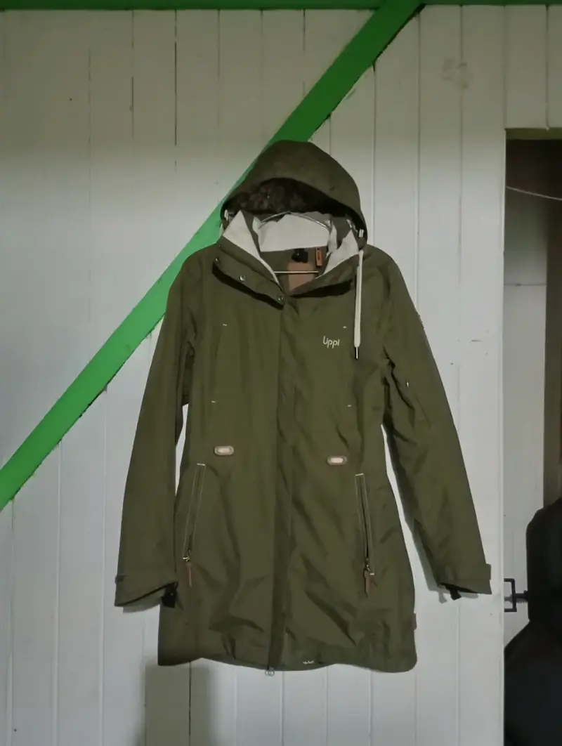 Parka verde con capucha Upp - 1