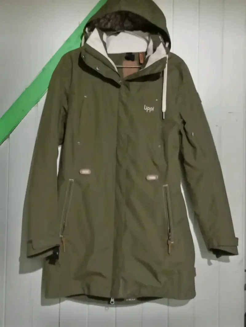 Parka verde con capucha Upp - 2