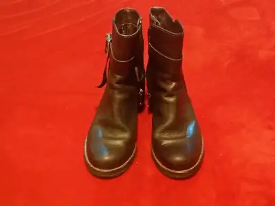 Botines de cuero negro con hebilla - miniatura 1