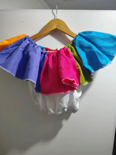 Trajes de fiesta folclóricos - miniatura 3