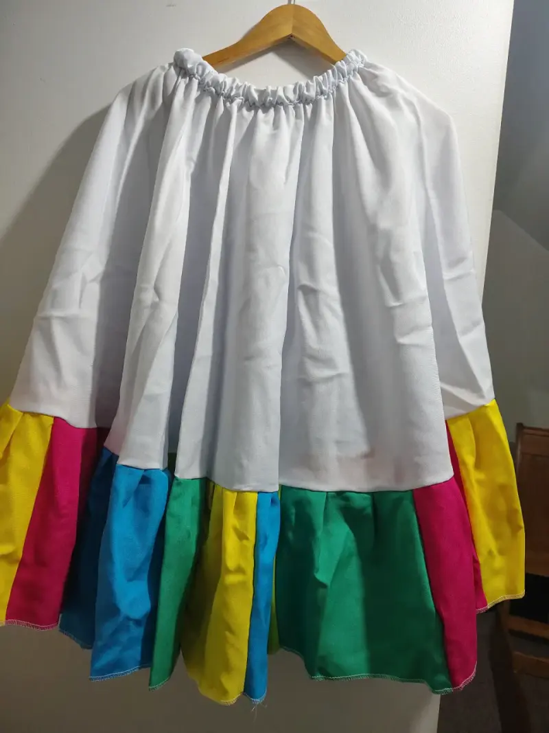 Trajes de fiesta folclóricos - 4