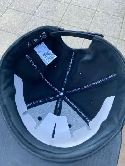 Gorra negra Jordan con logo bordado - miniatura 2