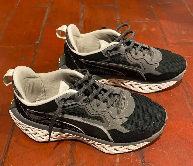 Zapatillas Pumas talla 41(25.5 cm) - 3
