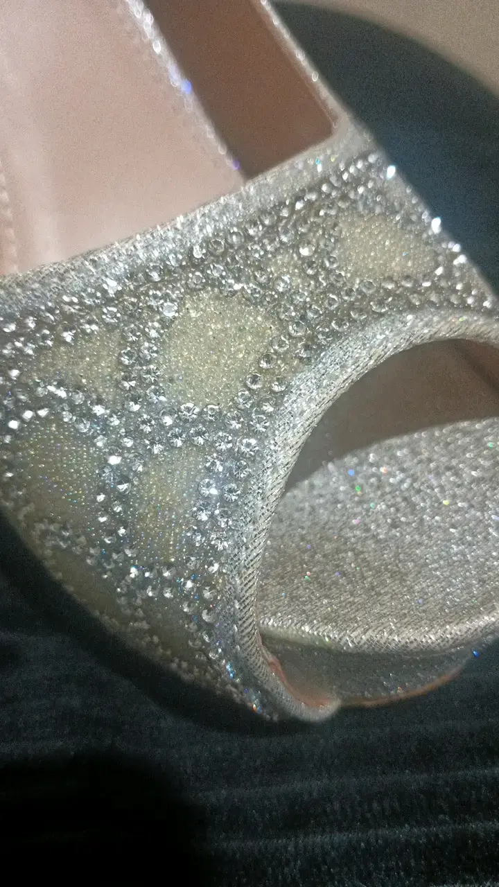 Zapatos de Tacón Plateados con Brillantes J-Run - 2