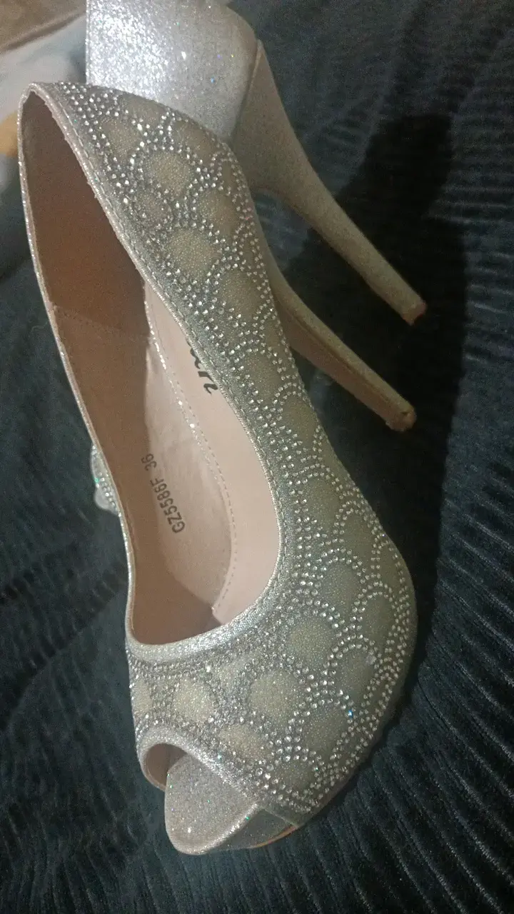 Zapatos de Tacón Plateados con Brillantes J-Run - 3