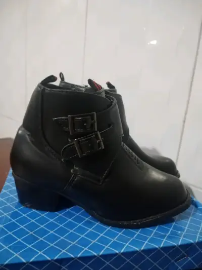 Traje huaso y traje nortino niña - miniatura 2