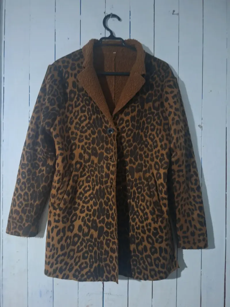 Abrigo de Leopardo con Forro de Lana - 1