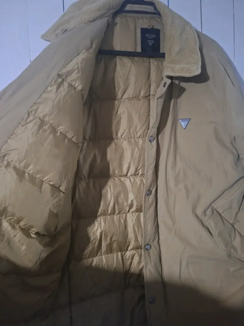 Abrigo largo Guess beige con forro acolchado - 3