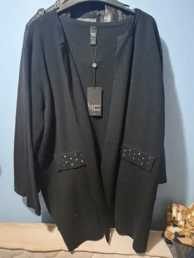 Abrigo negro con detalles de tachas Lorenzo di Pontti - miniatura 1