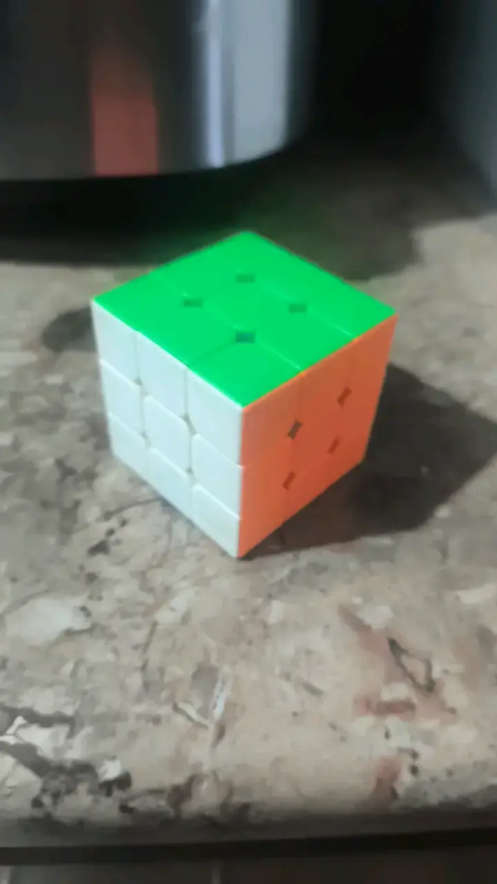 Cubo Rubik 3x3 clásico colorido