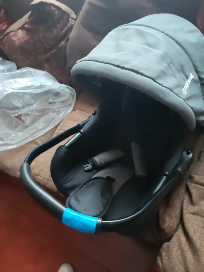 Silla de Auto Bebesit para Bebé en Buen Estado - 2