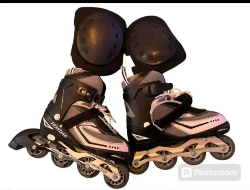 Patines en línea negros con protecciones - 2