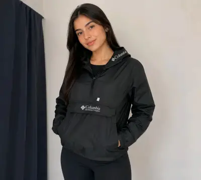 Casaca Negro Columbia para Mujer - miniatura 1