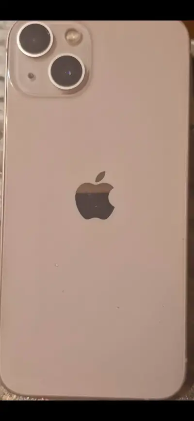 iPhone 13 en buen estado - miniatura 2