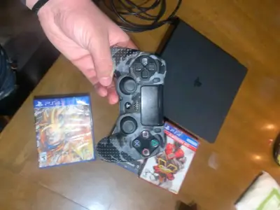 Consola PS4 con dos controles y juegos incluidos - miniatura 2