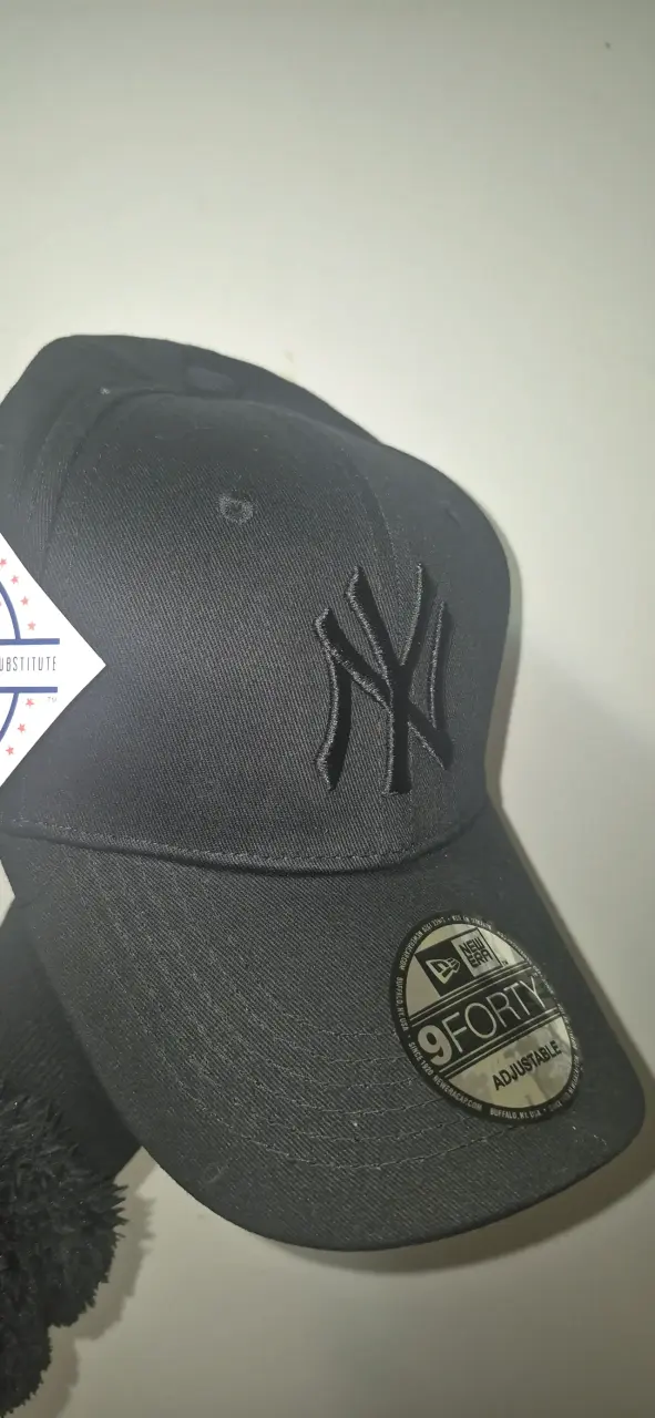 Gorra New Era 9FORTY Negra Ajustable - 1
