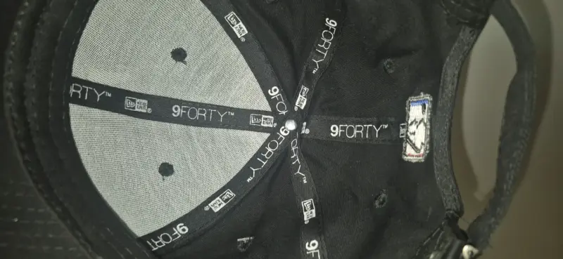 Gorra New Era 9FORTY Negra Ajustable - 4