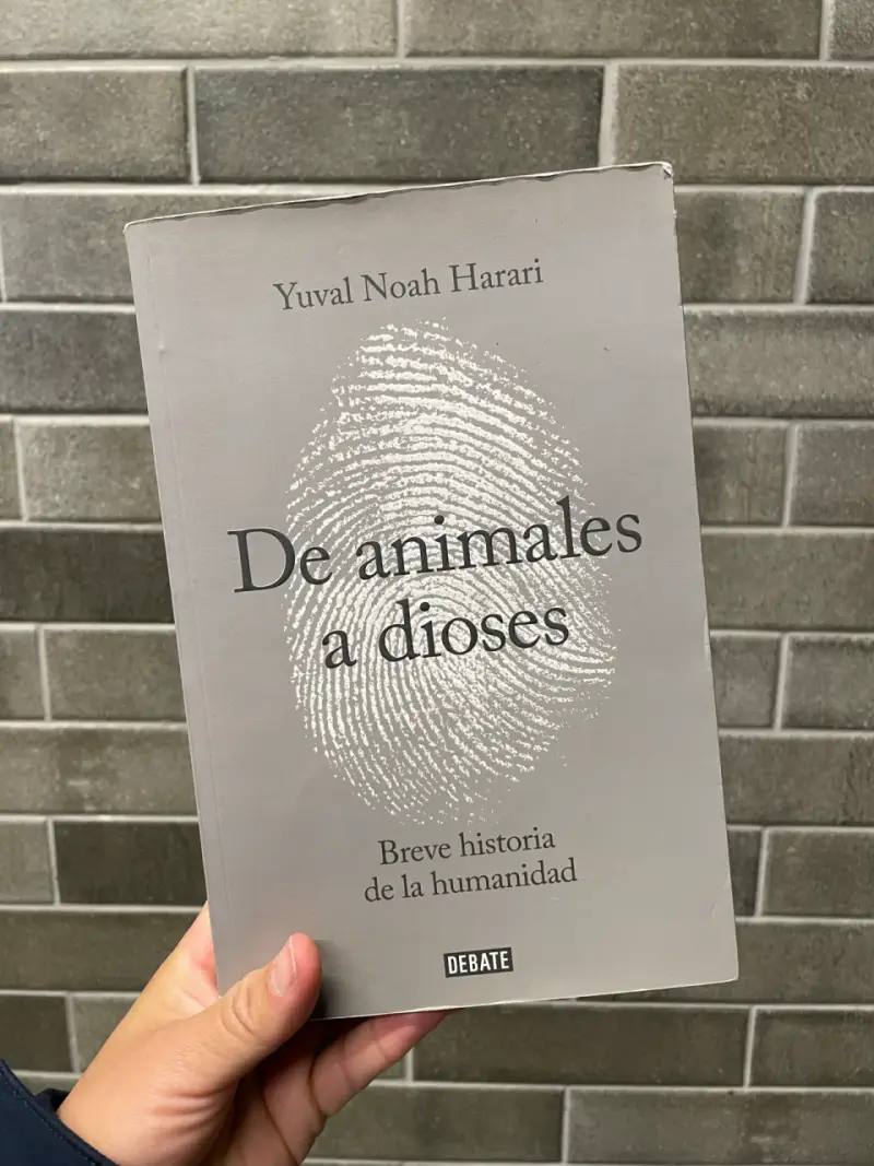 Libro 'De animales a dioses' de Yuval Noah Harari