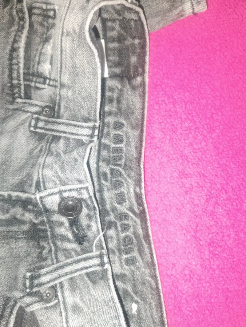 Jeans grises American Eagle para mujer - 3