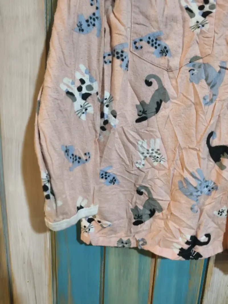 Pijama de mujer con estampado de gatos Bellepointe - 2