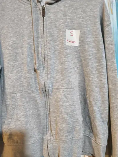 Polerón gris con capucha H&M Divided - miniatura 2