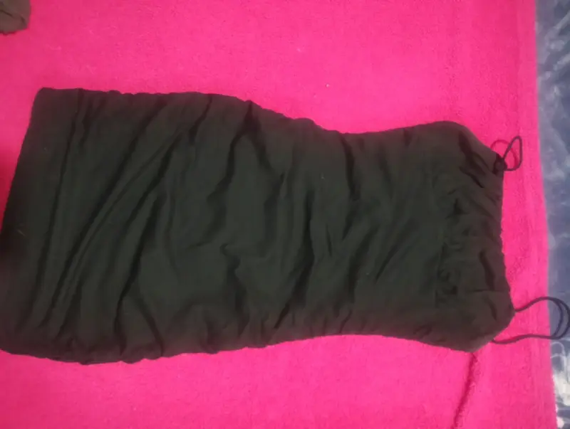 Vestido beige con tirantes y detalles brillantes - 5