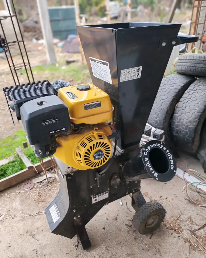 Trituradora de ramas a gasolina 13HP