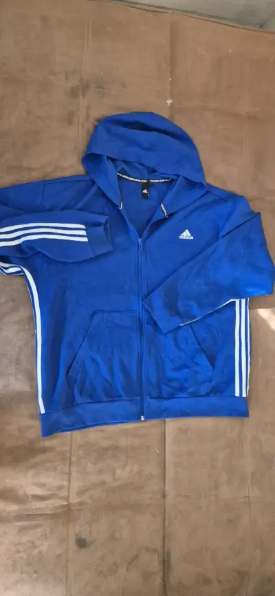 Polerón con capucha azul Adidas para hombre - miniatura 2