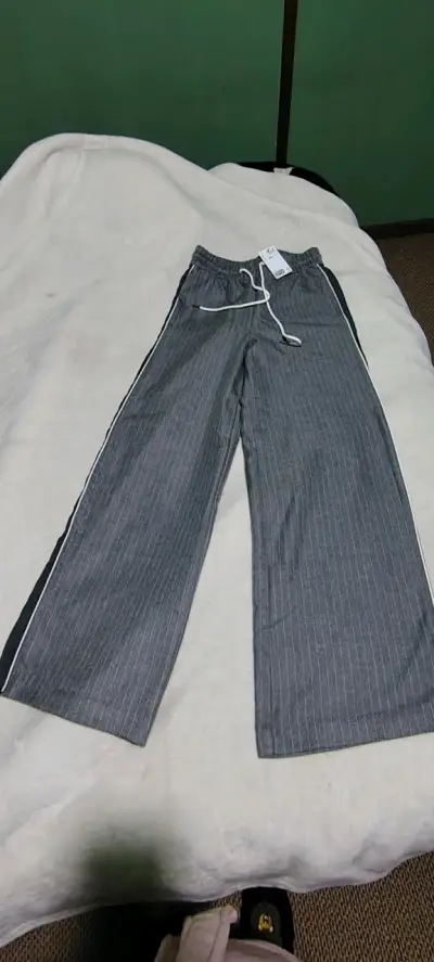 Pantalon gris de vestir de mujer casual-sport - miniatura 3