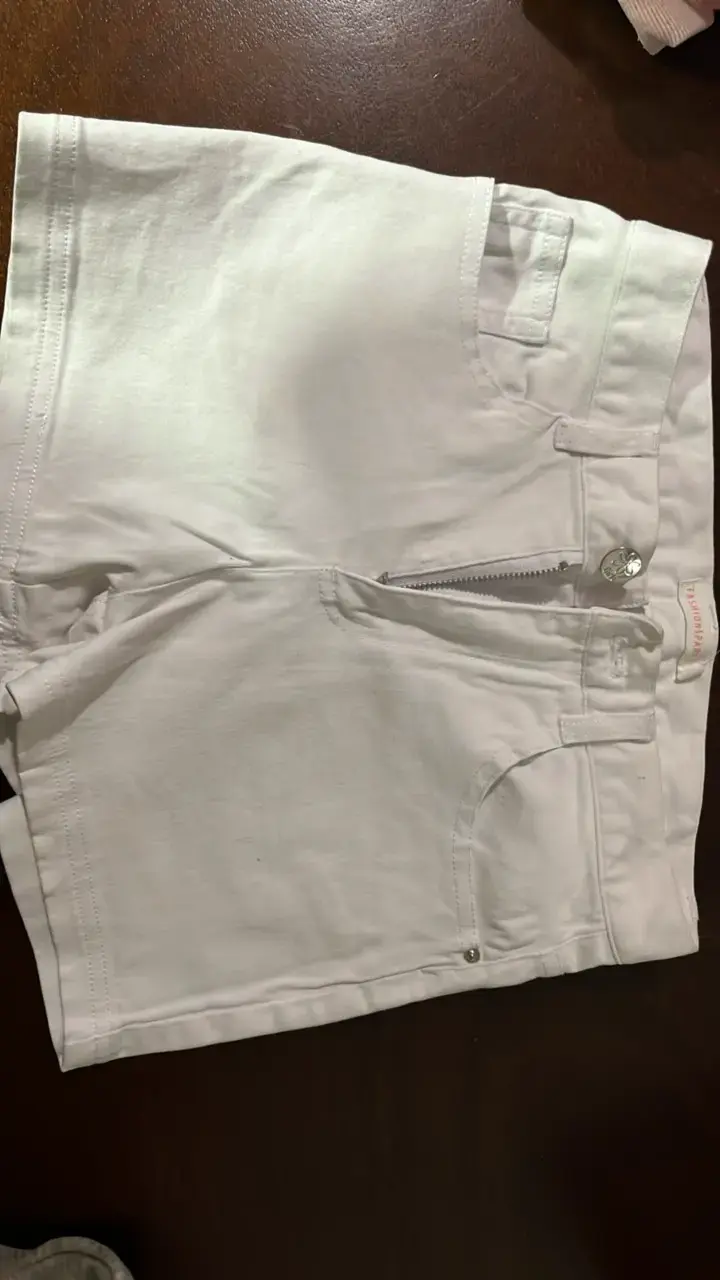Shorts blancos de mezclilla Fashion Spark - 1