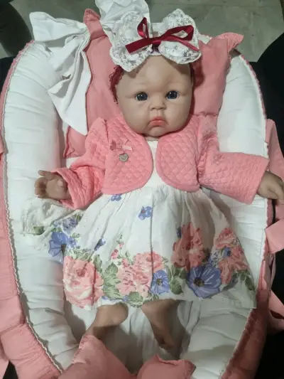 Muñeca bebé silicona 49 cm - miniatura 1