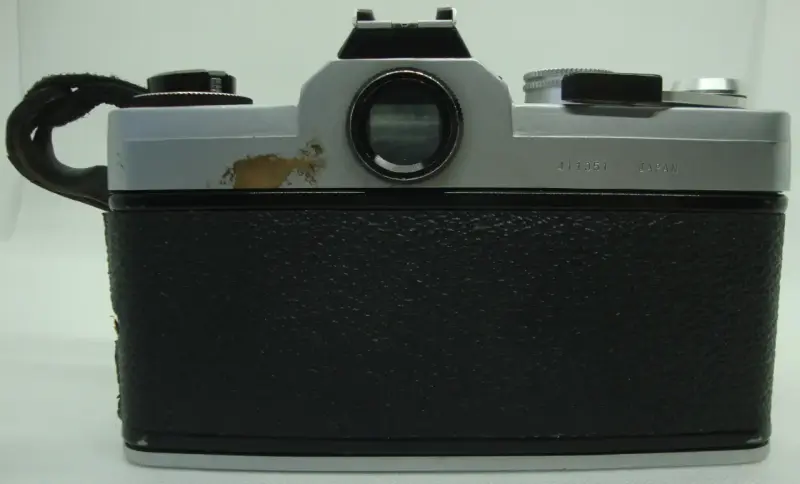 Cámara analógica vintage con funda - 2