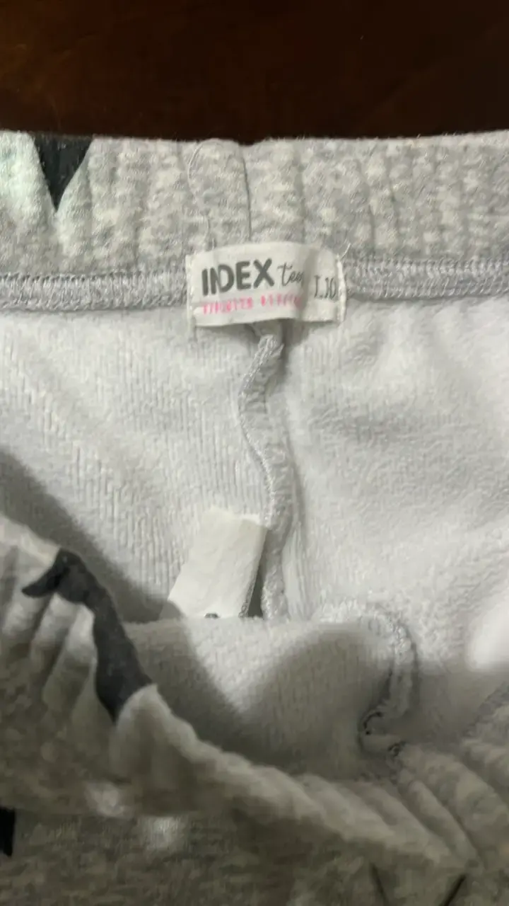 Pantalones grises con estrellas negras para niños - 3