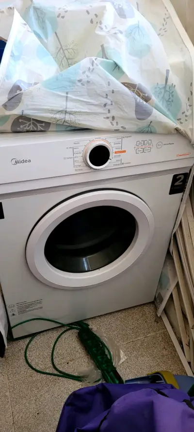 Secadora de Ropa Midea 9 kg en Buen Estado - miniatura 2