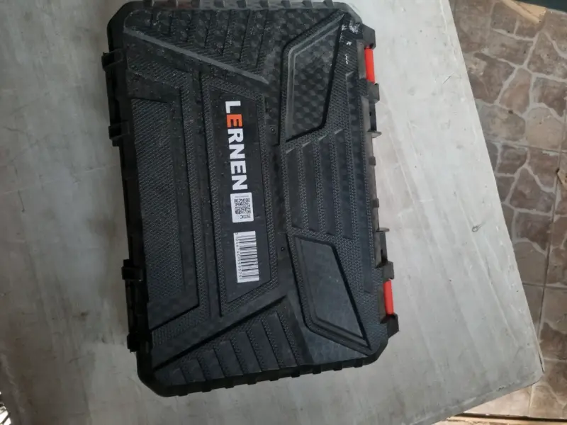 Pistola de clavos inalámbrica LERNEN con estuche - 1