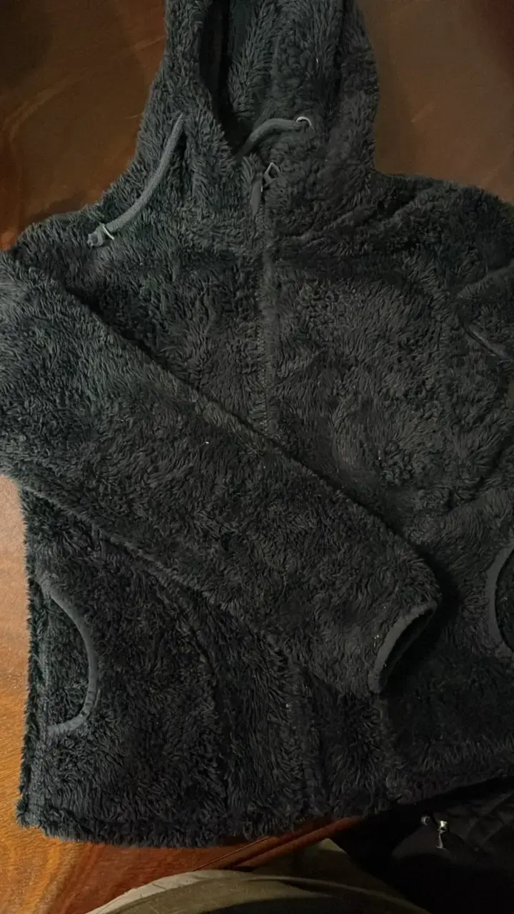 Chaqueta de polar  negra con capucha para niña - 2
